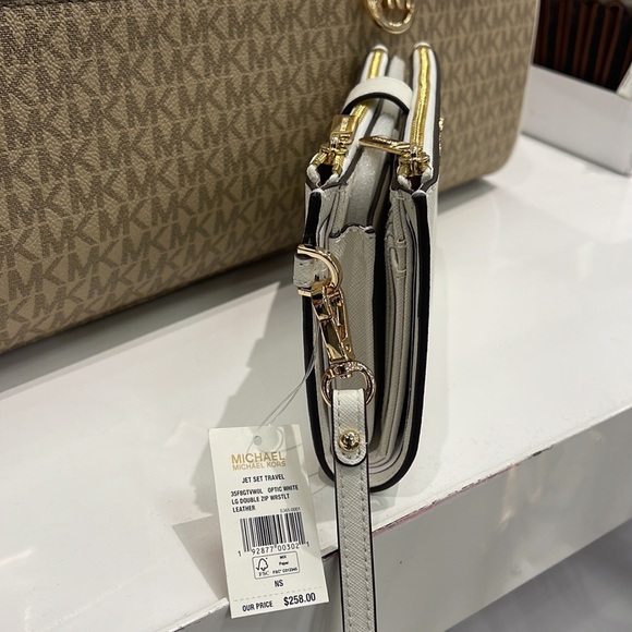 MICHAEL KORS LARGE DOUBLE ZIP WRISTLET WALLET PHONE CASE CLUTCH 
Optic White - Picture 9 of 16